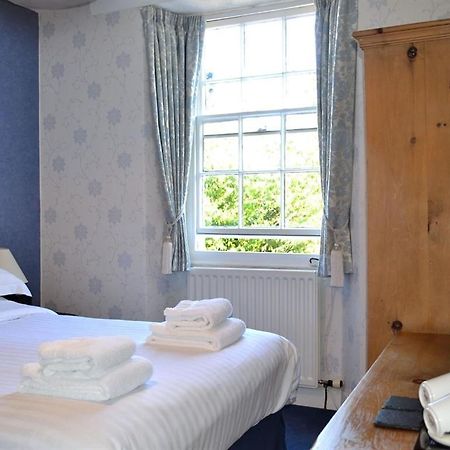 Sonata Guest House (Adults Only) Kendal Exterior photo